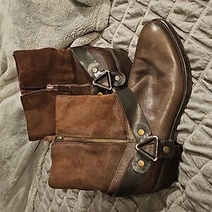 BROWN LEATHER ANKLE BOOTS